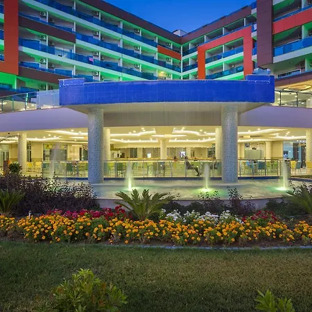 Lonicera & Hotel 5*
